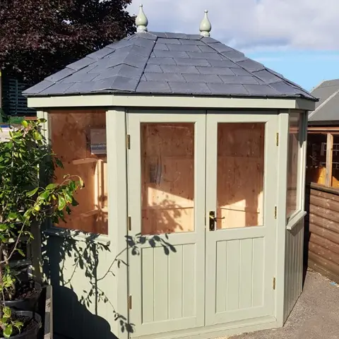 Happy customers - Hampshire extended summerhouse